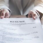 hr audit resume applicant paper and interview to applicant for selection human resource to company.
