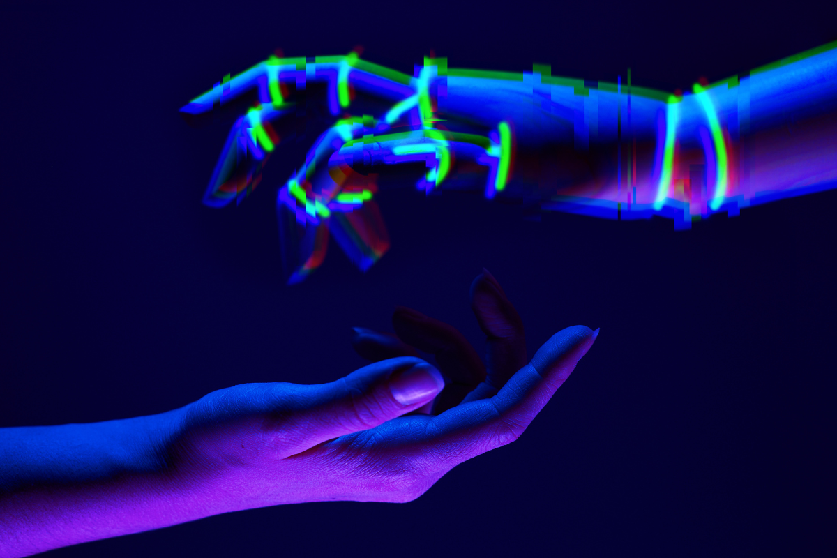 Human and robot's hands